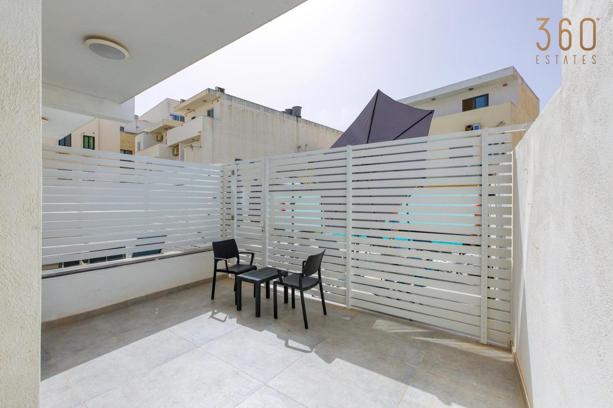 The Swieqi Poolside Suites Is-Swieqi Dış mekan fotoğraf